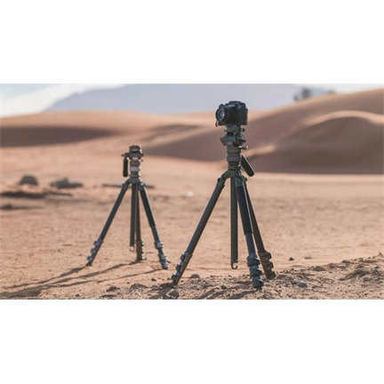 Asztali gömbfej egylépcsős szénszálas állványlábakkal (3 kg) - Fekete