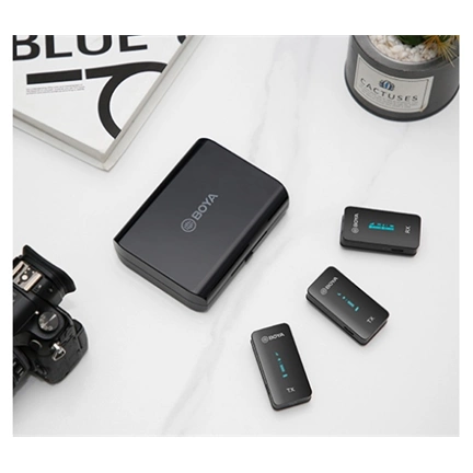 BOYA BY-XM6-K2 2.4GHz Univerzális vezetéknélküli szett (1+2) töltővel - Fekete