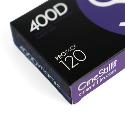 CINESTILL 400Dynamic sokoldalú színes negatív film 120 (5 tekercses ProPack)
