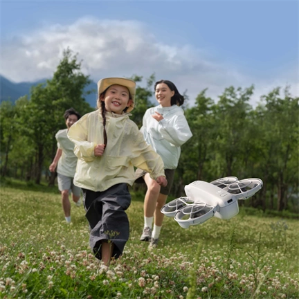 DJI Neo drón (CP.FP.00000184.01)