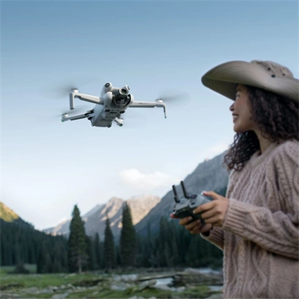 Dji Mini 4 Pro drón