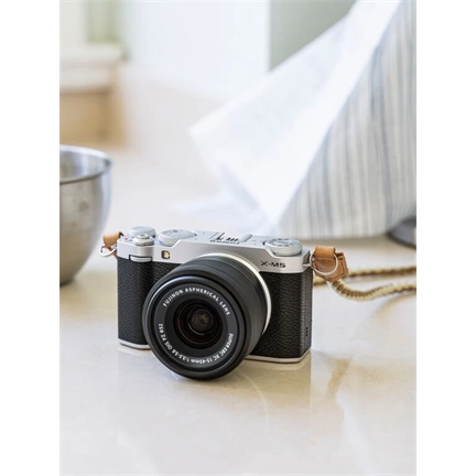 FUJIFILM X-M5 + XC15-45mm F3.5-5.6 OIS PIZ objektív kit ezüst FUJIFILM X-M5 + XC15-45mm F3.5-5.6 OIS PIZ objektív kit ezüst