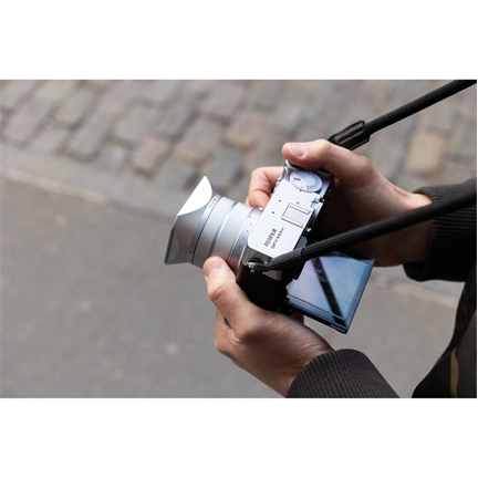 Fujifilm GFX100RF középformátumú fényképezőgép ezüst Fujifilm GFX100RF középformátumú fényképezőgép ezüst