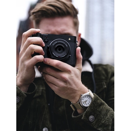Fujifilm GFX100RF középformátumú fényképezőgép fekete Fujifilm GFX100RF középformátumú fényképezőgép fekete