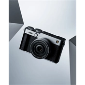 Fujifilm X-E5 + XF 23mm f/2.8 R WR MILC fényképezőgép KIT (ezüst)