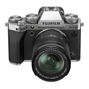 Fujifilm X-T5 + XF 18-55mm f/2.8-4 R LM OIS MILC fényképezőgép KIT (ezüst)