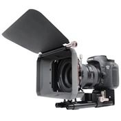 Genustech F  Matte Box Basic fényterelő  Kit: GWMC, GFFW and GSP-400-038  ·       GWMC - Wide Clip on Matte Box System