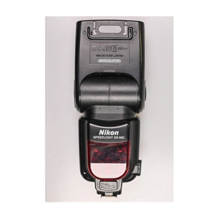 HASZNÁLT NIKON SB-900 VAKU