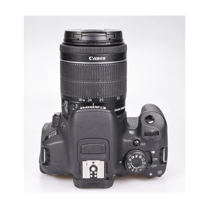 Használt Canon EOS 700D + 18-55mm IS szett sn:323075020833