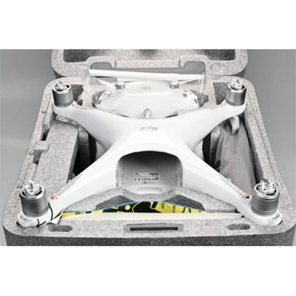 Használt DJI Phantom 4 drón sn:07DJD8L0C12539