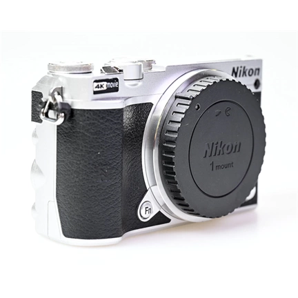 Használt NIKON1 J5 váz sn:53001823