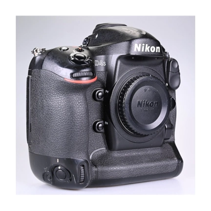 Használt Nikon D4s Sn:2023353