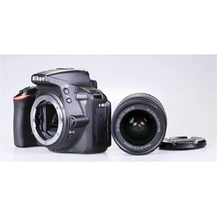 Használt Nikon D5600 + 18-55mm VR AF-P sn:6124379-23854183