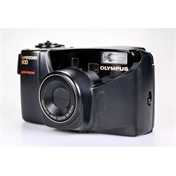 Használt Olympus Superzoom 800 analóg kompakt fényképezőgép