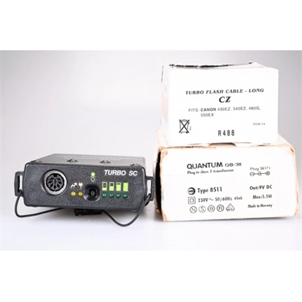 Használt Quantum Turbo SC battery Canon kábellel