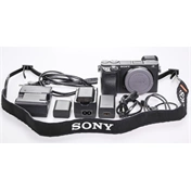 Használt Sony Alpha 6400 MILC váz sn:3824730