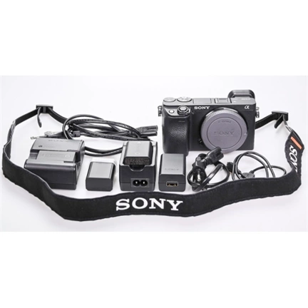 Használt Sony Alpha 6400 MILC váz sn:3824730