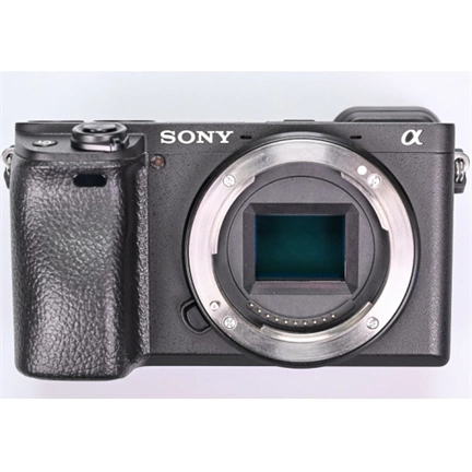 Használt Sony Alpha 6400 MILC váz sn:3824730