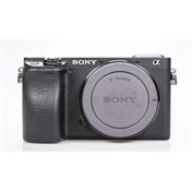 Használt Sony Alpha 6400 MILC váz sn:3824730