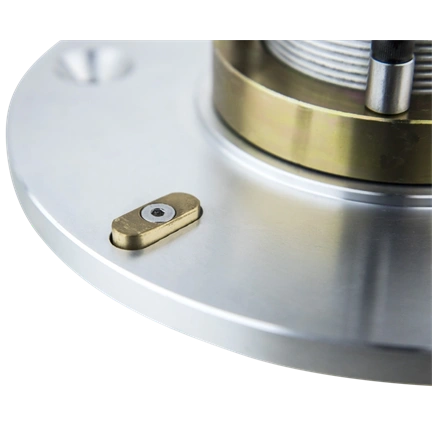 KUPO KS-662M MITCHELL TO ELEMACK/EURO ADAPTER WITH CASTLENUT(M12)