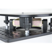 KUPO KSC-160 4 WAY LEVELING CAM MOUNT W/ 3/8" SLOT-BLK