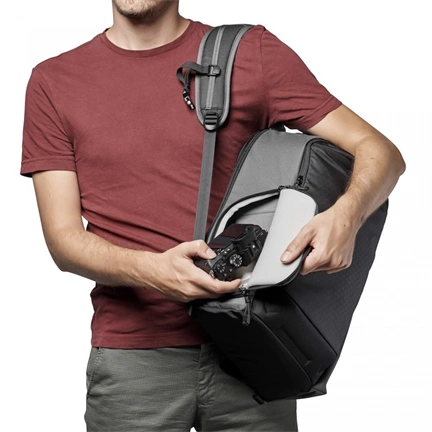 LOWEPRO Flipside BP 300 AW III sötétszürke