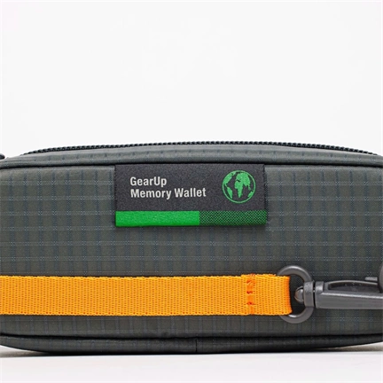 LOWEPRO GearUp Memory Wallet 20, sötétszürke