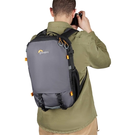 LOWEPRO Trekker Lite BP 150 AW, szürke