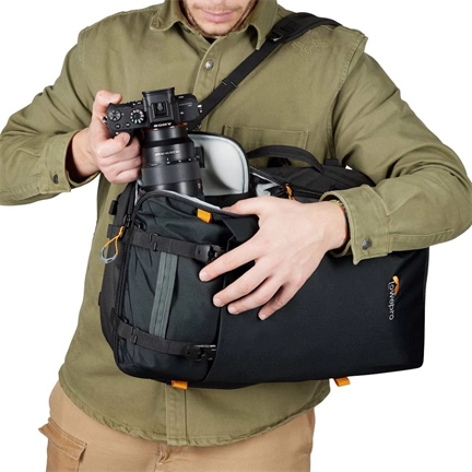 LOWEPRO Trekker Lite BP 250 AW, fekete