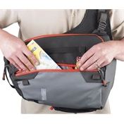 MindShift Gear PhotoCross 10, Orange Ember