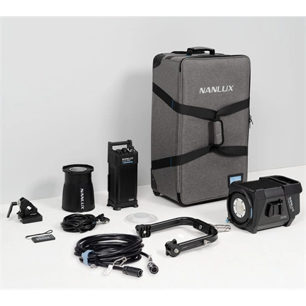 NANLUX Evoke 900C spotlámpa kerekes táskával