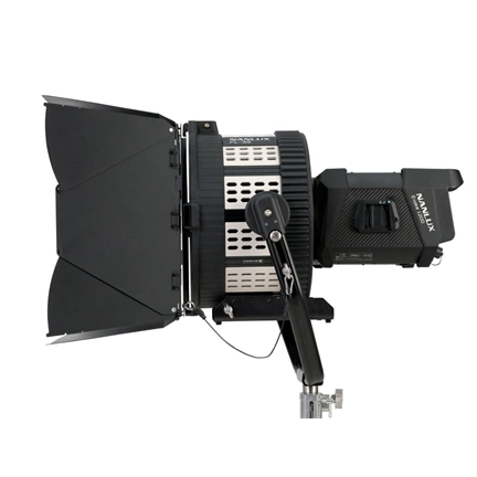 NANLUX FL-35YK-S Fresnel lencse kerekes táskával