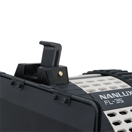 NANLUX FL-35YK-S Fresnel lencse kerekes táskával