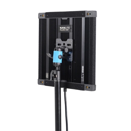 NANLITE PavoSlim 60B és Forza 60BII 3-as lámpaszett LS-S tartozékokkal NANLITE PavoSlim 60B és Forza 60BII 3-as lámpaszett LS-S tartozékokkal