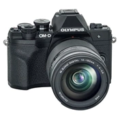 OLYMPUS OM-System E-M10IV 14150 kit fekete/fekete MILC fényképezőgép KIT