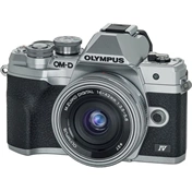 OLYMPUS OM-System E-M10IV 1442EZ ezüst/ezüst MILC fényképezőgép KIT