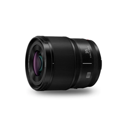 Panasonic Lumix S 35mm f/1.8 Panasonic Lumix S 35mm f/1.8