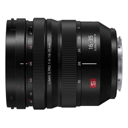 Panasonic Lumix S Pro 16-35mm f/4 Panasonic Lumix S Pro 16-35mm f/4