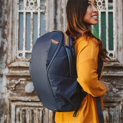 PEAK DESIGN Everyday Backpack 20L Zip - Sötétkék
