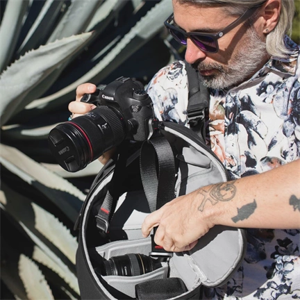 PEAK DESIGN Everyday Backpack 30L v2 - Fekete