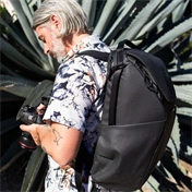 PEAK DESIGN Everyday Backpack 30L v2 - Fekete