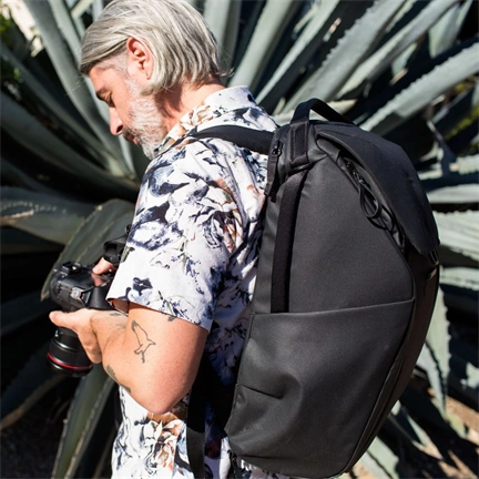 PEAK DESIGN Everyday Backpack 30L v2 - Fekete