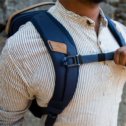 PEAK DESIGN Everyday Backpack 30L v2 - Sötétkék