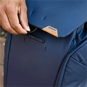 PEAK DESIGN Everyday Backpack 30L v2 - Sötétkék