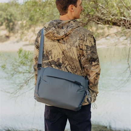 PEAK DESIGN Everyday Sling 10L - Tengerkék