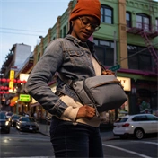 PEAK DESIGN Everyday Sling 10L v2 - Hamuszürke