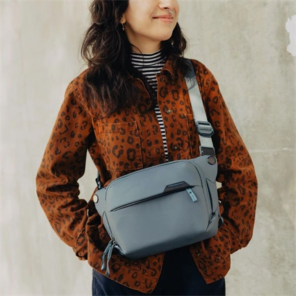 PEAK DESIGN Everyday Sling 3L - Tengerkék