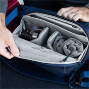 PEAK DESIGN Everyday Sling 6L v2 - Sötétkék