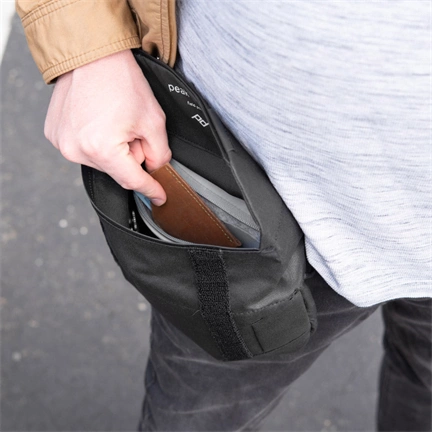PEAK DESIGN Field Pouch - Fekete