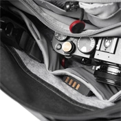 PEAK DESIGN Field Pouch - Fekete